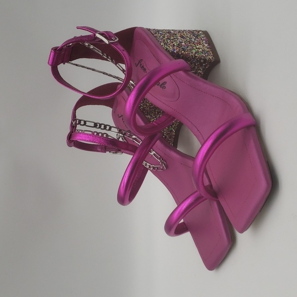 1198- Free People Parker Chain Heel Magenta Metallic Size 7.5 NWT - Picture 3 of 12
